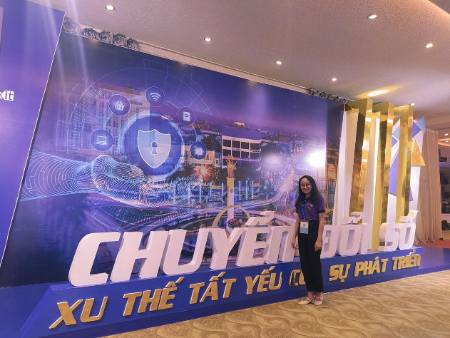 Hội thảo “Chuyển đổi số-Xu hướng tất yếu của sự phát triển”
